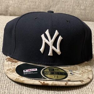 NY Yankees hat